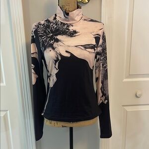 Commense Black and Pink Fitted Turtleneck Long Sleeve Tee with Graphic Design